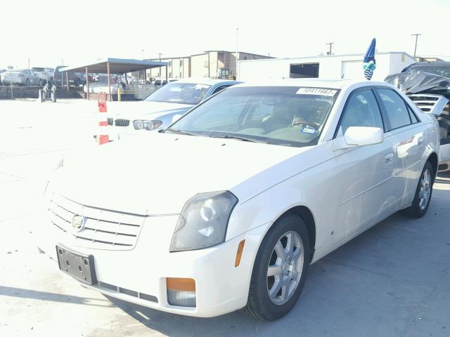 1G6DP577870127587 - 2007 CADILLAC CTS HI FEA CREAM photo 2