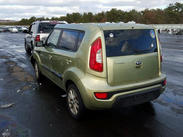 KNDJT2A67D7607536 - 2013 KIA SOUL + GREEN photo 3