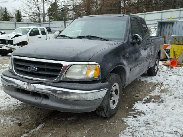 1FTZX17211NB63910 - 2001 FORD F150 BLACK photo 2