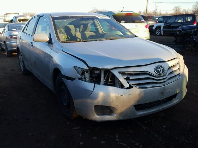 4T1BF3EK2AU510763 - 2010 TOYOTA CAMRY BASE SILVER photo 1