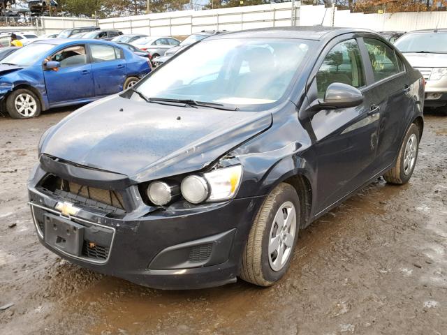 1G1JA5SG6F4136880 - 2015 CHEVROLET SONIC LS BLACK photo 2