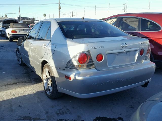 JTHBD192830071425 - 2003 LEXUS IS 300 SILVER photo 3