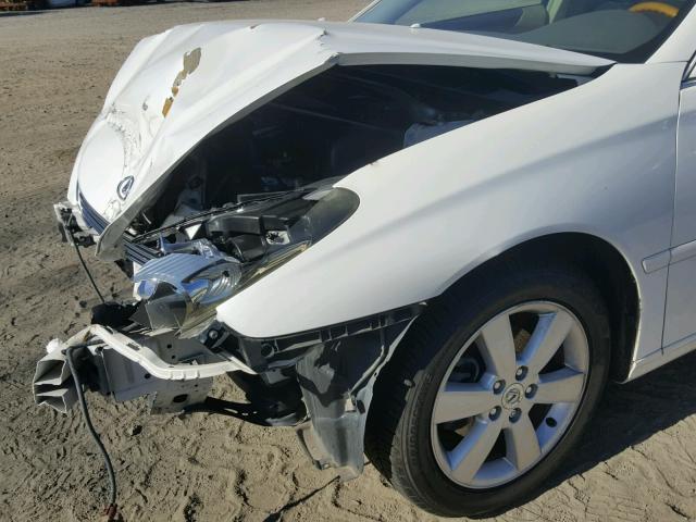 JTHBA30G165142775 - 2006 LEXUS ES 330 WHITE photo 9