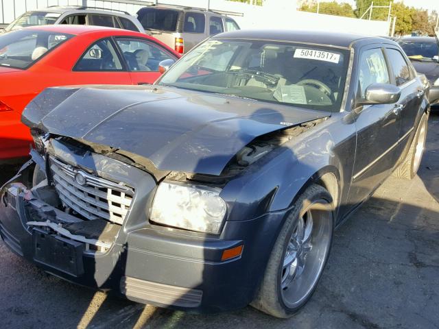 2C3KA43R97H747257 - 2007 CHRYSLER 300 GREEN photo 2