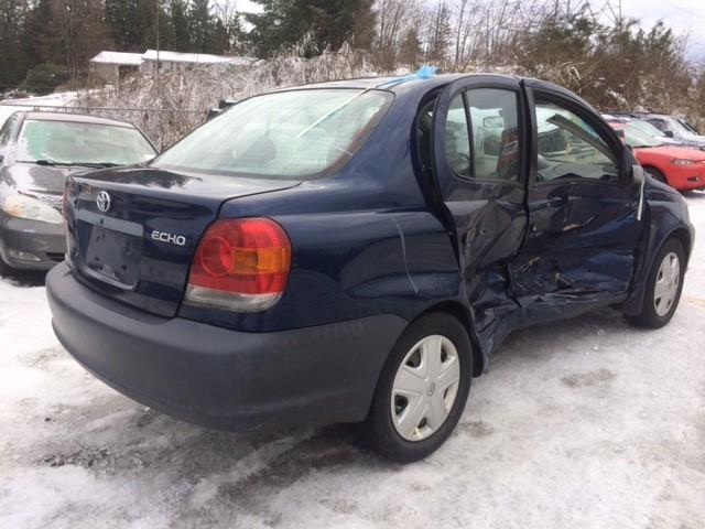 JTDBT123050359823 - 2005 TOYOTA ECHO BLUE photo 4