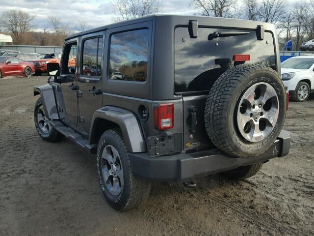 1C4BJWEG6HL547122 - 2017 JEEP WRANGLER U GRAY photo 3