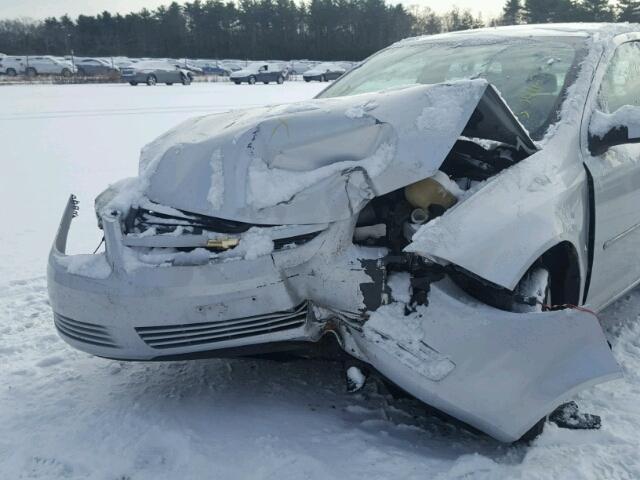 1G1AT58H497251927 - 2009 CHEVROLET COBALT LT SILVER photo 9