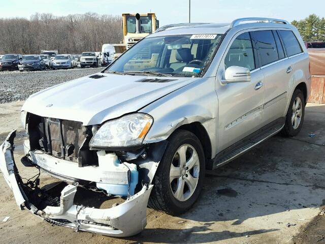 4JGBF7BE3CA784239 - 2012 MERCEDES-BENZ GL 450 4MA SILVER photo 2