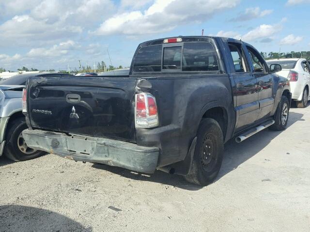 1Z7HC28K47S265759 - 2007 MITSUBISHI RAIDER LS BLACK photo 4