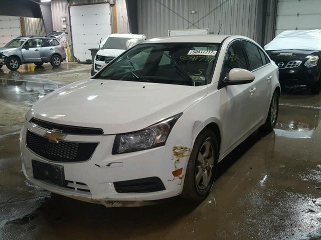 1G1PC5SB4E7337747 - 2014 CHEVROLET CRUZE LT WHITE photo 2