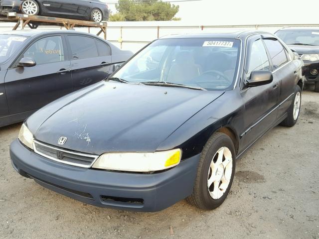 JHMCD5655SC027681 - 1995 HONDA ACCORD EX BLACK photo 2