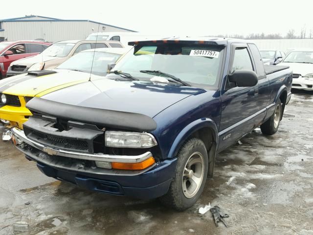 1GCCS195XY8272077 - 2000 CHEVROLET S TRUCK S1 BLUE photo 2