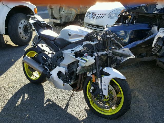 JYARJ28Y1HA000357 - 2017 YAMAHA YZFR6 C GRAY photo 1