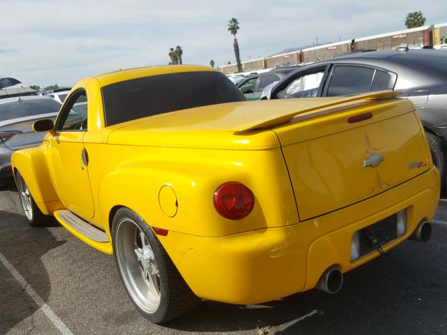 1GCES14H15B118625 - 2005 CHEVROLET SSR 黄色 照片 3