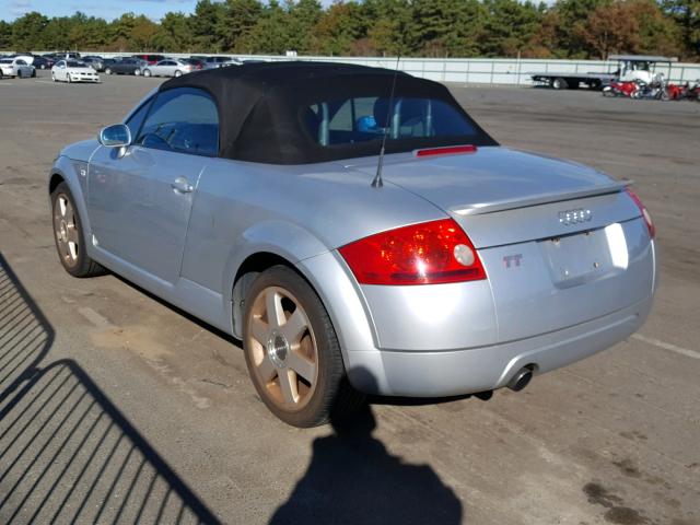 TRUTC28NX11000797 - 2001 AUDI TT SILVER photo 3