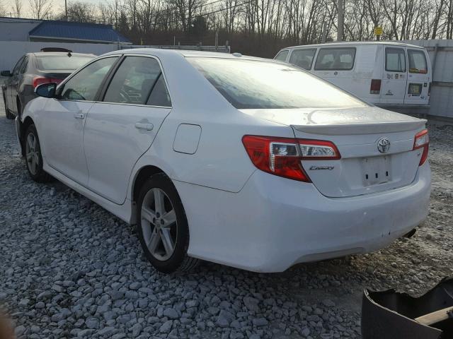 4T1BF1FK7CU514278 - 2012 TOYOTA CAMRY BASE WHITE photo 3