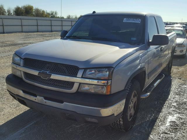 2GCEC19V751166707 - 2005 CHEVROLET SILVERADO SILVER photo 2