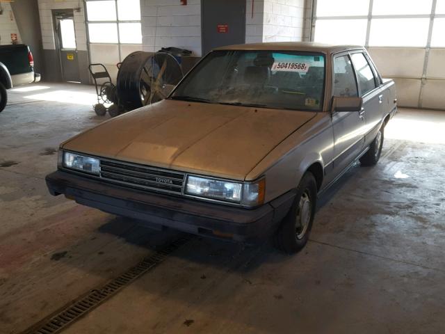 JT2SV12E6G0488303 - 1986 TOYOTA CAMRY DLX TAN photo 2