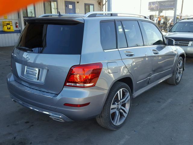 WDCGG5HB8FG428373 - 2015 MERCEDES-BENZ GLK 350 GRAY photo 4