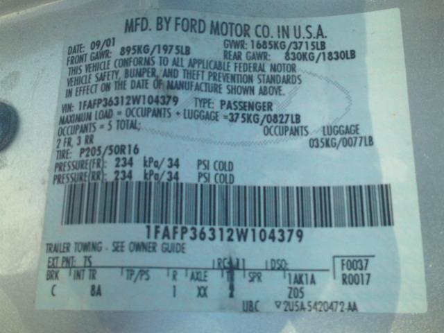 1FAFP36312W104379 - 2002 FORD FOCUS SE GRAY photo 10