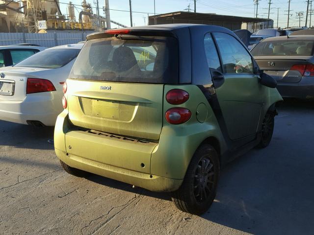 WMEEJ3BA5BK446485 - 2011 SMART FORTWO PUR GREEN photo 4