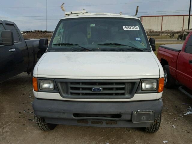 1FTNS24L14HB42154 - 2004 FORD ECONOLINE WHITE photo 9