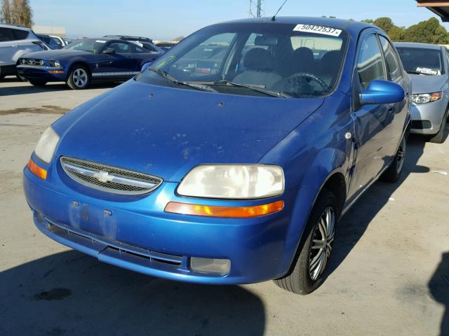 KL1TD56646B526632 - 2006 CHEVROLET AVEO BASE BLUE photo 2