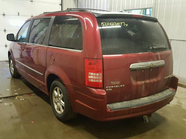 2A4RR8DX7AR330819 - 2010 CHRYSLER TOWN & COU RED photo 3