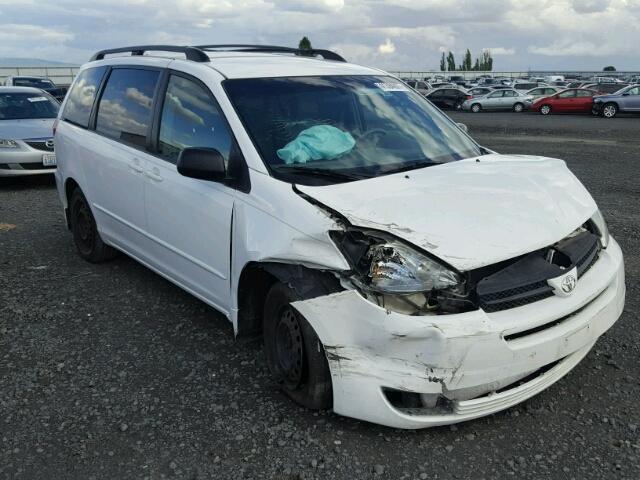 5TDZA23C14S102271 - 2004 TOYOTA SIENNA CE WHITE photo 4