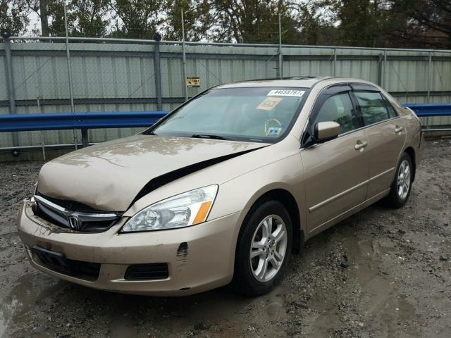 1HGCM56837A139959 - 2007 HONDA ACCORD EX GOLD photo 2