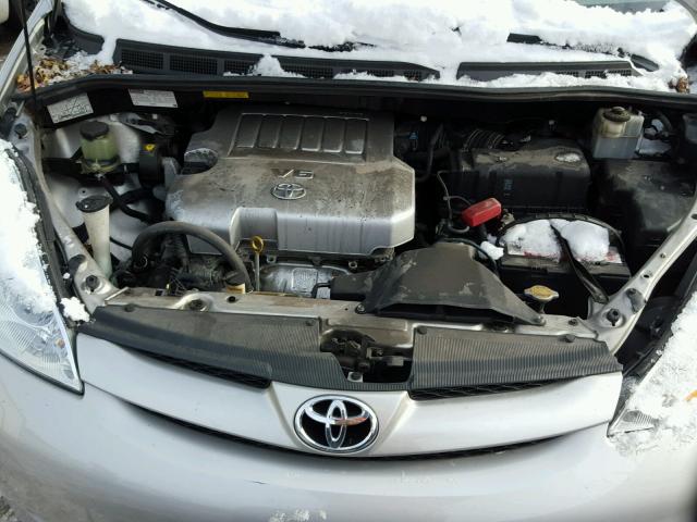 5TDKK4CC6AS310068 - 2010 TOYOTA SIENNA CE SILVER photo 7