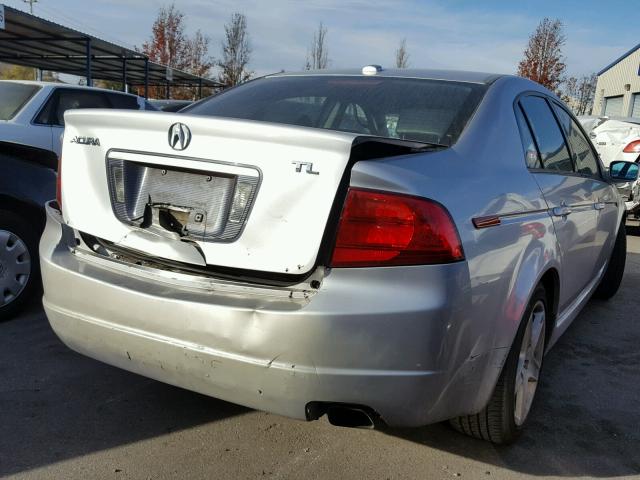 19UUA66225A031957 - 2005 ACURA TL SILVER photo 4