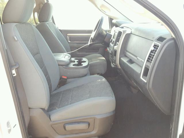 1C6RR7GT3GS177153 - 2016 RAM 1500 SLT WHITE photo 5