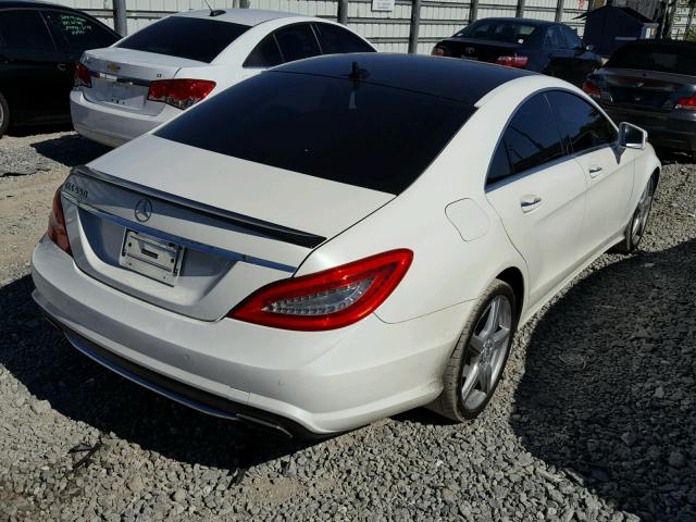 WDDLJ7DB1DA062897 - 2013 MERCEDES-BENZ CLS 550 WHITE photo 4