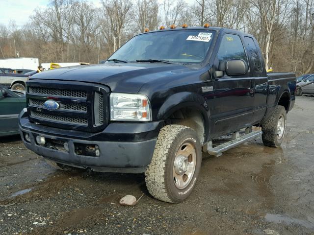 1FTWX31515EC47152 - 2005 FORD F350 SRW S BLACK photo 2