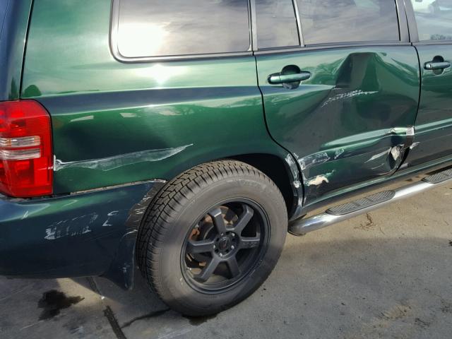 JTEGF21A920045663 - 2002 TOYOTA HIGHLANDER GREEN photo 9