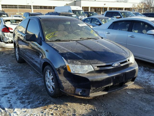 1FAHP33N98W105965 - 2008 FORD FOCUS SE BLACK photo 1