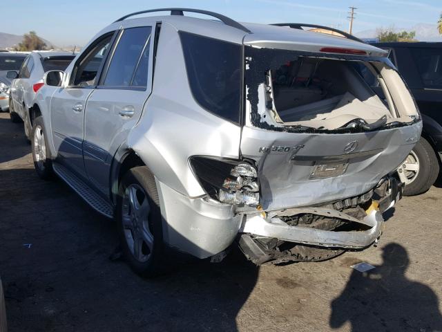 4JGBB22E28A432873 - 2008 MERCEDES-BENZ ML 320 CDI SILVER photo 3