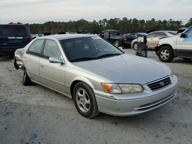 4T1BG22K5YU645547 - 2000 TOYOTA CAMRY CE SILVER photo 1