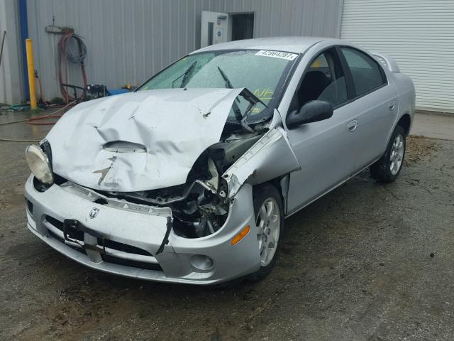 1B3ES56C55D221478 - 2005 DODGE NEON SXT SILVER photo 2