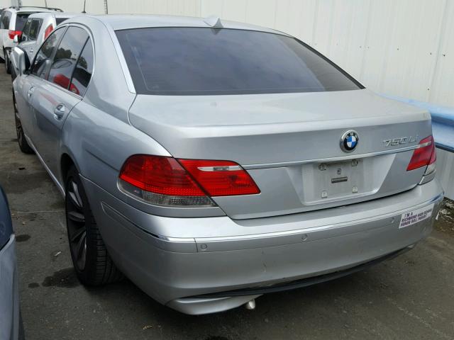 WBAHN835X7DT69586 - 2007 BMW 750 SILVER photo 3