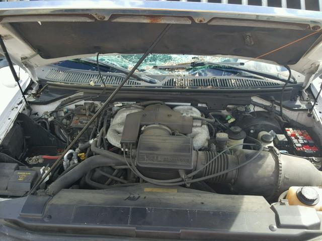 5LMRU27A6XLJ41520 - 1999 LINCOLN NAVIGATOR 白色 照片 7