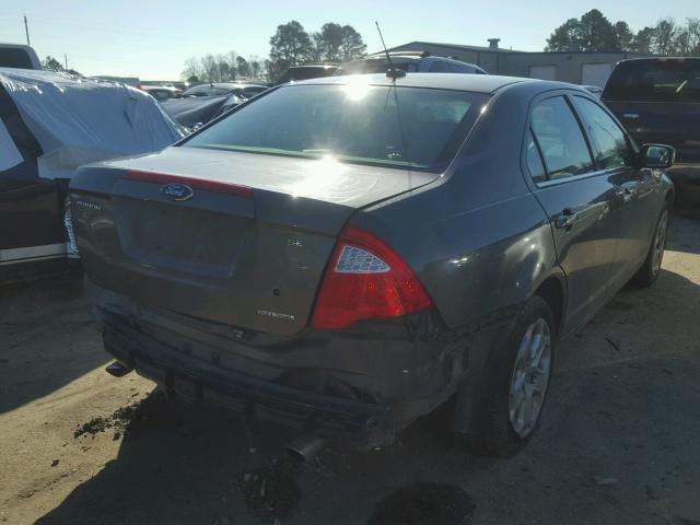 3FAHP0HG7BR257388 - 2011 FORD FUSION SE GRAY photo 4