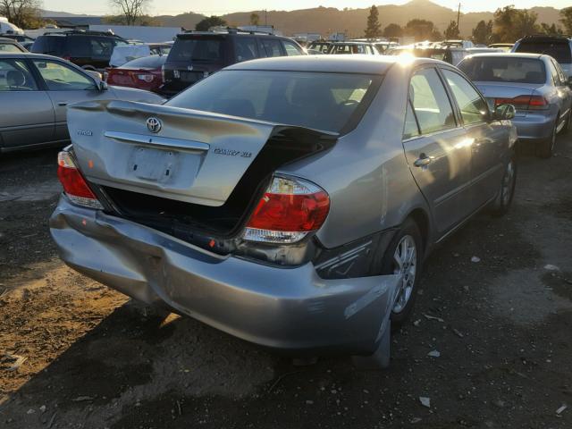 4T1BE30K95U985021 - 2005 TOYOTA CAMRY LE SILVER photo 4