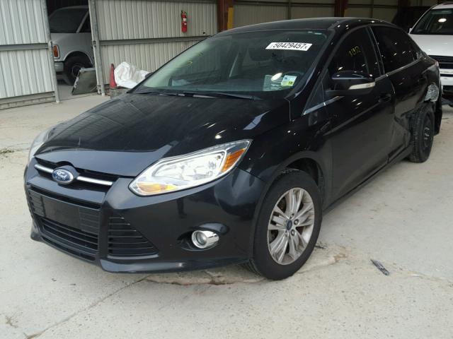 1FAHP3H29CL318536 - 2012 FORD FOCUS SEL BLACK photo 2