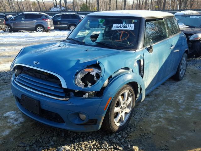 WMWMF33579TU72990 - 2009 MINI COOPER BLUE photo 2