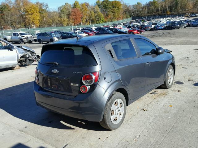 1G1JA6SH6D4201433 - 2013 CHEVROLET SONIC LS CHARCOAL photo 4