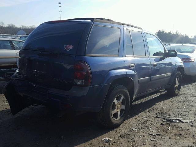 1GNDT13S742310191 - 2004 CHEVROLET TRAILBLAZE BLUE photo 4