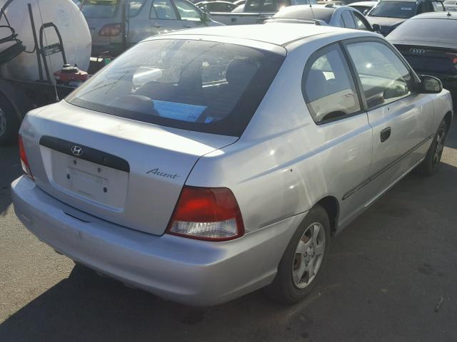 KMHCF35G11U155794 - 2001 HYUNDAI ACCENT L GRAY photo 4