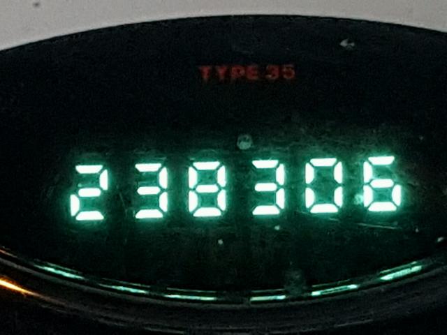 1J4GL58K53W679946 - 2003 JEEP LIBERTY LI SILVER photo 8